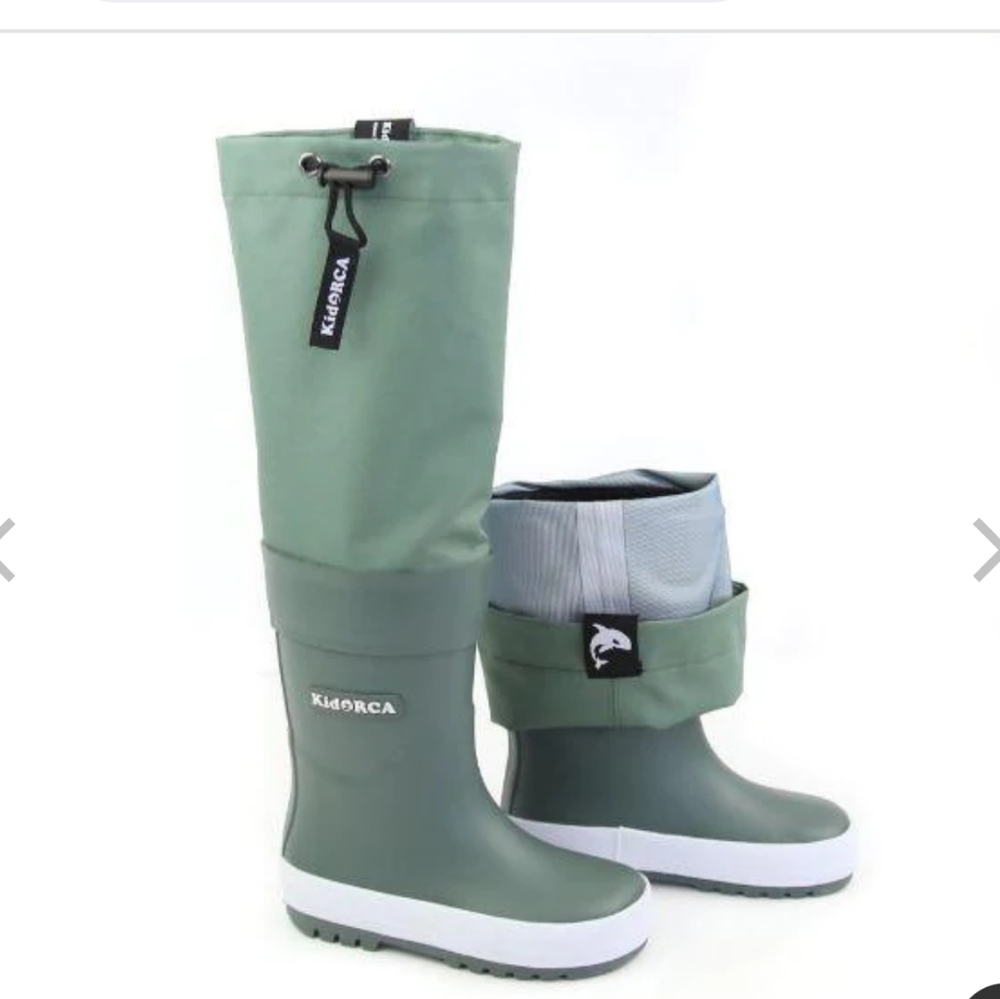 KidORCA rain boots with gaitor